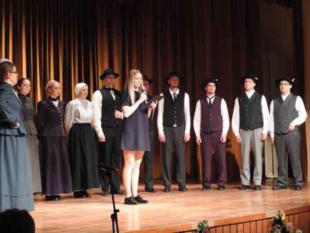 Prlekija pleše in poje, območno srečanje odraslih folklornih skupin 21